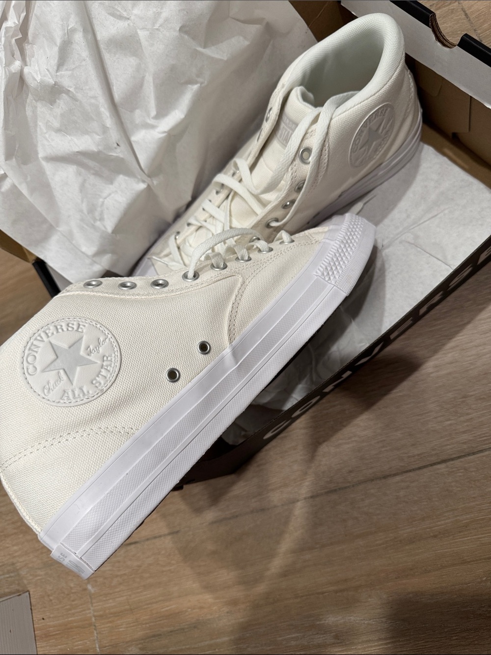 Converse All Star High Top Sneakers - White Unisex: M 13 W 15. New